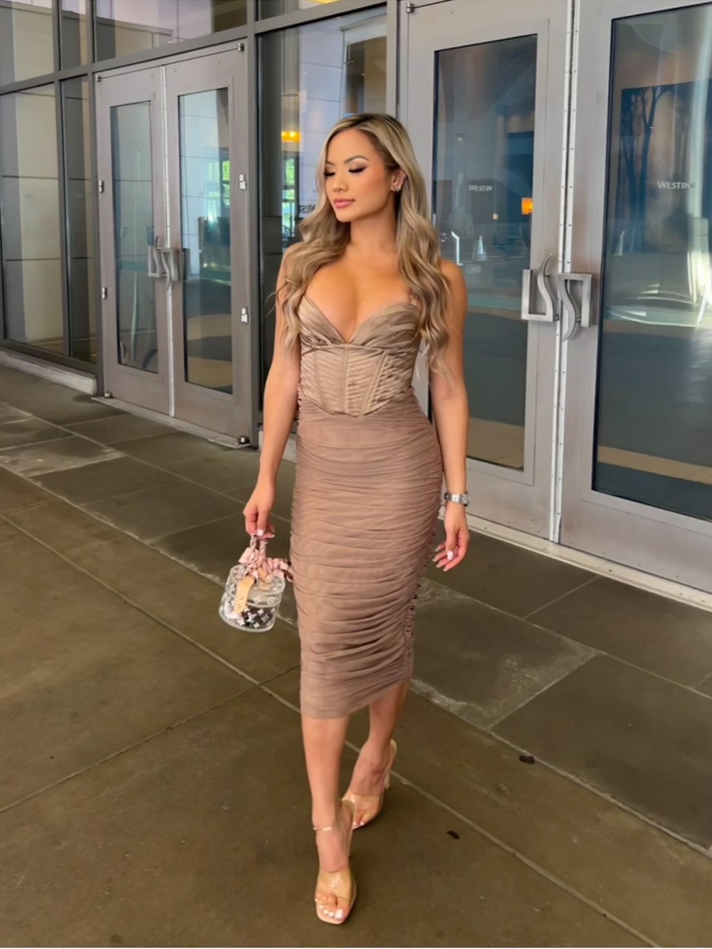 House of CB Women’s Bodycon Ruched Midi Dress in Taupe - S